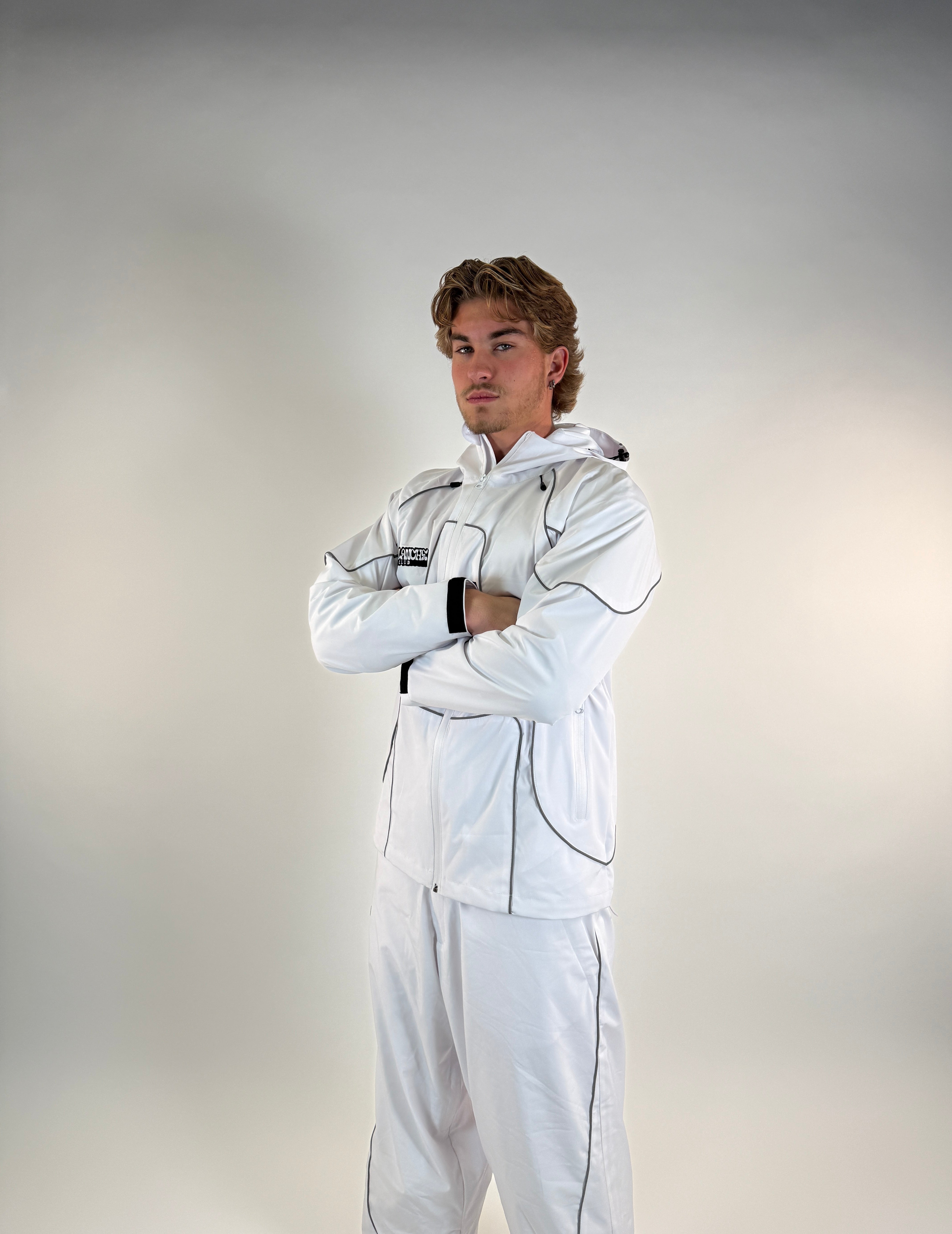 ❝𝐖𝐡𝐢𝐭𝐞 𝐑𝐞𝐟𝐥𝐞𝐜𝐭𝐢𝐯𝐞 𝐁𝐚𝐠𝐠𝐲 𝐒𝐡𝐞𝐥𝐥 𝐕𝟏❞